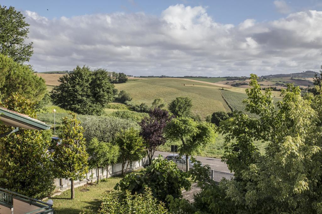 Bianco Nuvola Bed & Breakfast Montecchio  Exterior photo